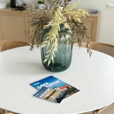 Helikon Beach Apartment Apartment *