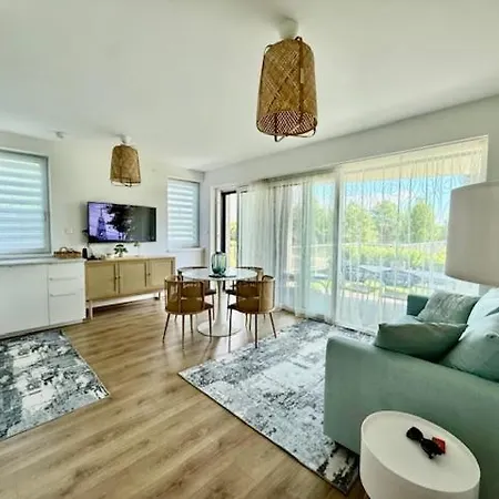 Helikon Beach Apartment Apartment *