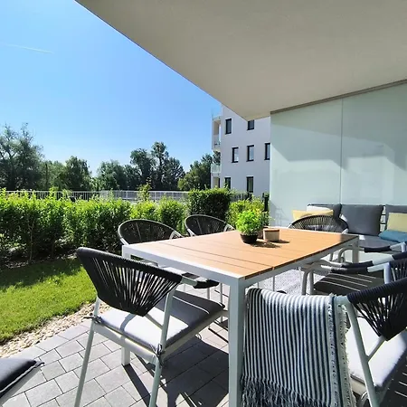 Helikon Beach Apartment Keszthely
