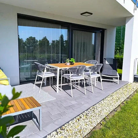 Helikon Appartement *